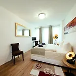Fuer 6 Personen In * Штраусберг