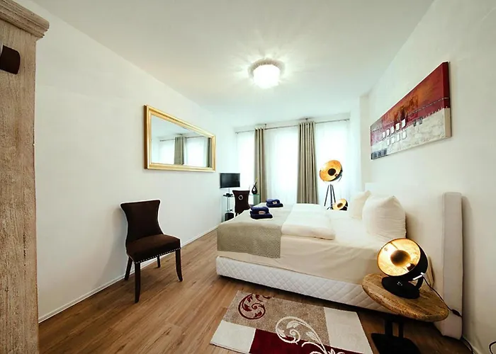 Fuer 6 Personen In * Strausberg